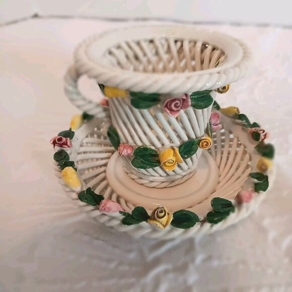 Vtg Italian Porcelain Basket Weave Candle Holder Capodinonte Style Hand Painted - Picture 9 of 9